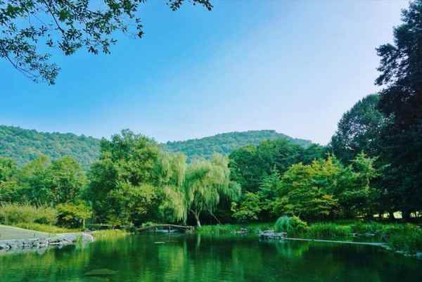 幾月適合去杭州（幾月適合去杭州白馬湖公園）